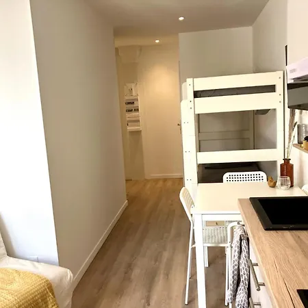 Studio N1 4 Pers A 300m Du Metro B, 25mn Eurexpo *